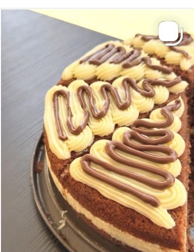 Fatia de Bolo de Chocolate com Ninho